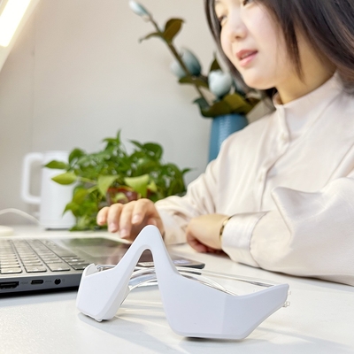 Dispositif de thérapie de la lumière rouge LED 3D par vibration oculaire pour l'anti-âge et l'élimination des cernes