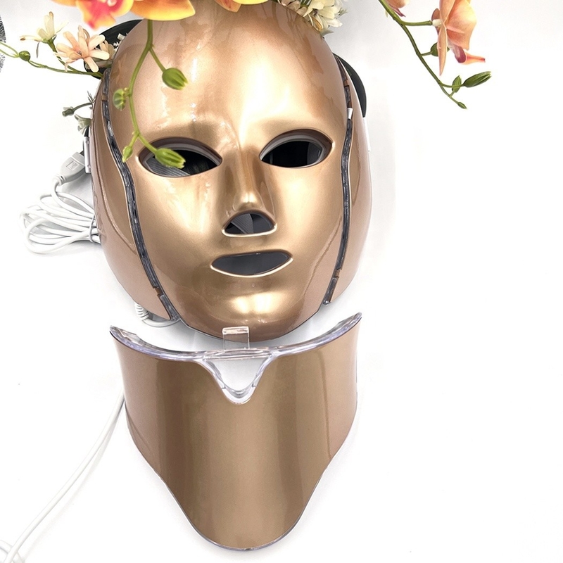 Voltage 110V-240V 7 couleur LED Masque facial La thérapie par la lumière pour le raffermissement et le resserrement de la peau